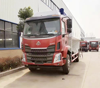 柳汽单桥28方散装饲料车