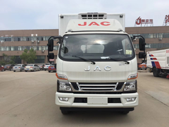 江淮V7骏铃5.2米冷藏车
