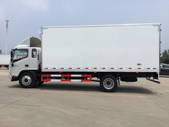 江淮帅铃排半6.2米冷藏车