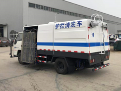 江铃顺达护栏清洗车