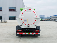 福田小卡之星餐厨垃圾车(4方泔水车)