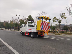 福田祥菱双排防撞缓冲车