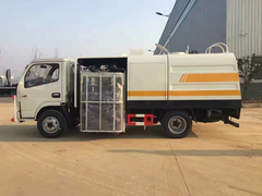 街道护栏清洗的好帮手，东风多利卡护栏清洗车