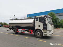 解放J6国六鲜奶车
