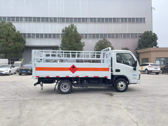 跃进蓝牌柴油版，2类气瓶运输车