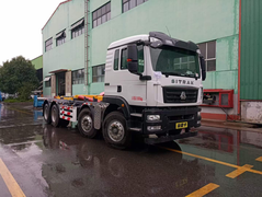 重汽汕德卡前四后八勾臂垃圾车