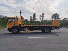 重汽豪沃G5X国六黄牌清障车，八吨上装