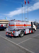 重汽豪沃国六6.2方油罐车