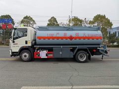 重汽豪沃悍将国六运油车