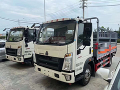 重汽豪沃气瓶运输车