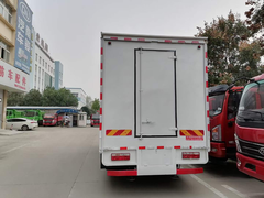 飞碟奥驰国六流动舞台车